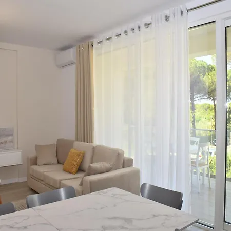 Apartment Near Sandy Beach In Albania Plazhi San Pietro
