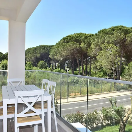 Apartment Near Sandy Beach In Albania Appartamento