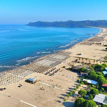 Apartment Near Sandy Beach In Albania Appartamento